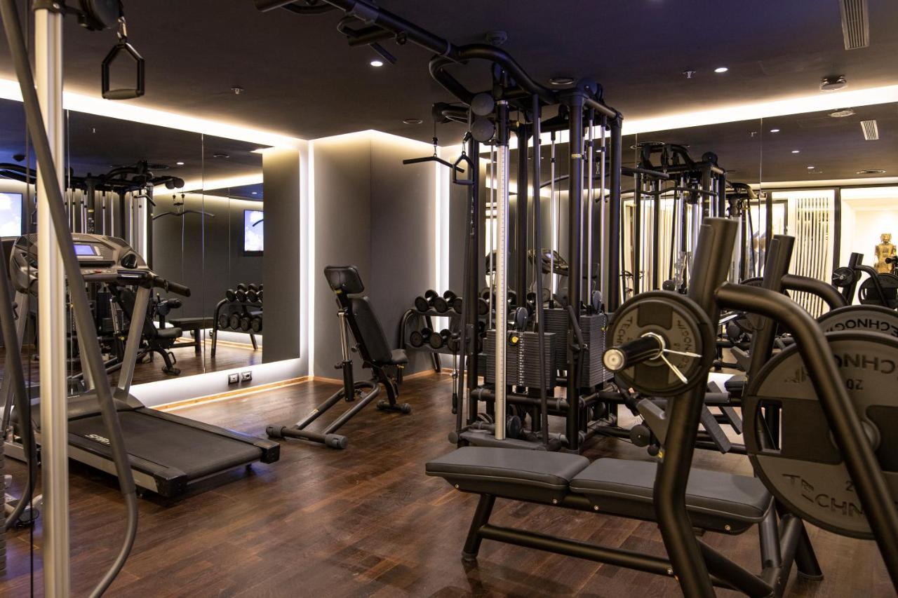 Xheko Imperial Luxury Hotel & Spa Tirana Zewnętrze zdjęcie The gym at the hotel