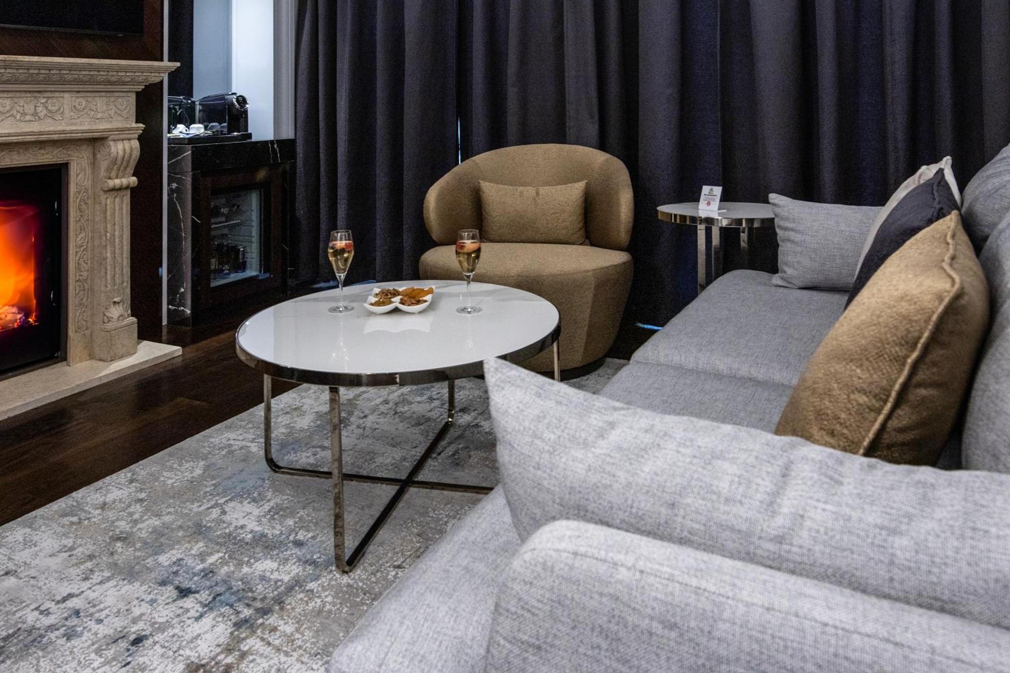 Xheko Imperial Luxury Hotel & Spa Tirana Zewnętrze zdjęcie A 3D rendering of a living room