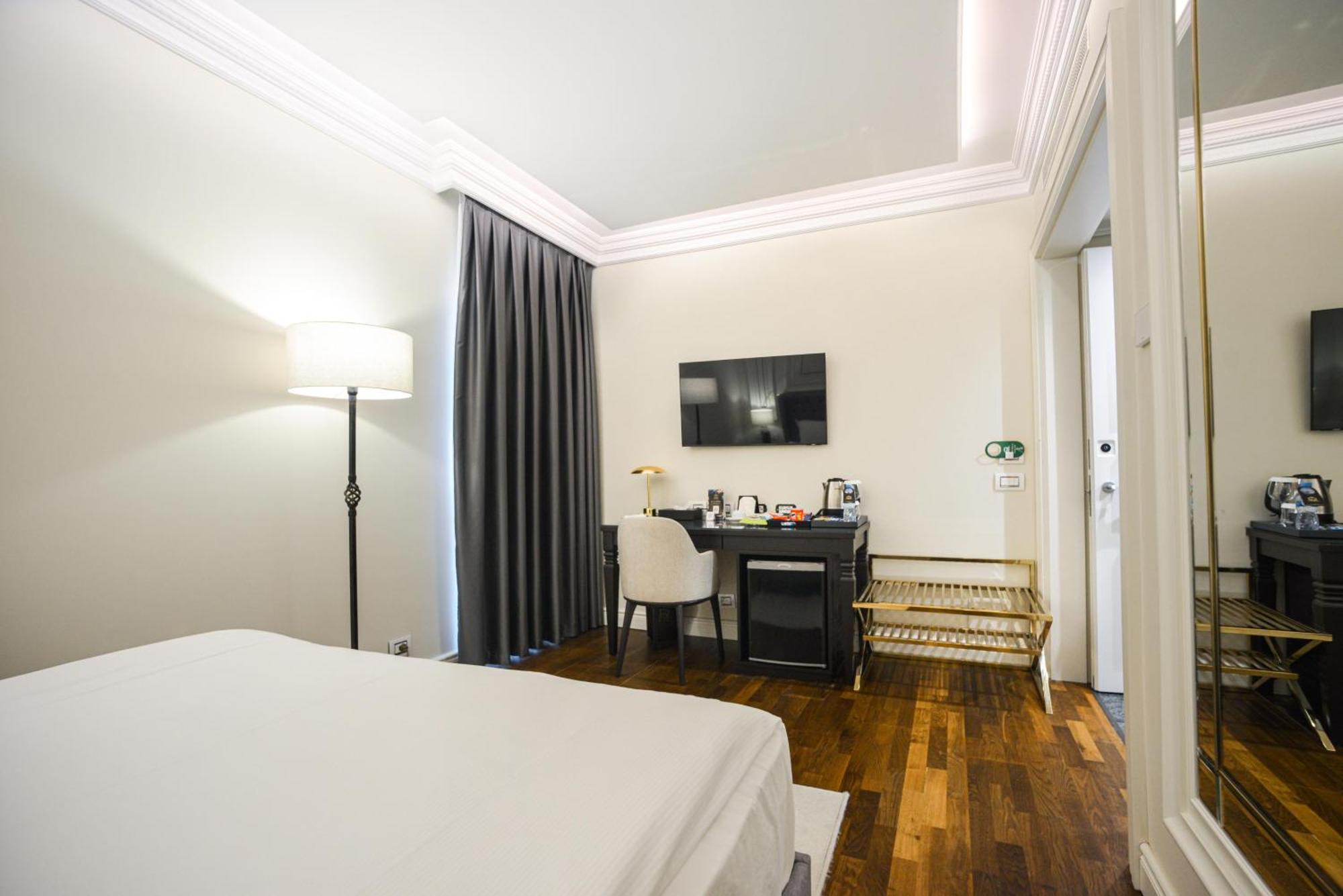 Xheko Imperial Luxury Hotel & Spa Tirana Zewnętrze zdjęcie