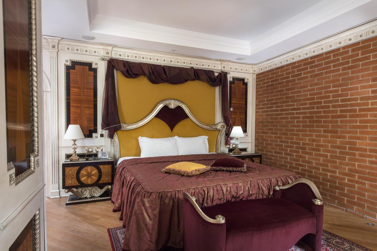 Xheko Imperial Luxury Hotel & Spa Tirana Zewnętrze zdjęcie A bedroom
